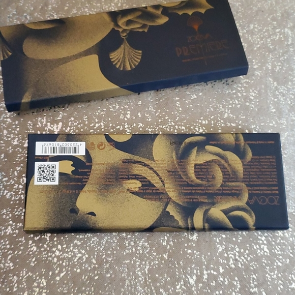 2/$18 Zoeva premiere face palette - Picture 4 of 4